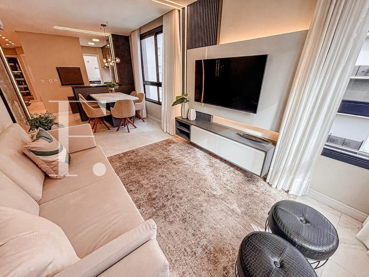 Apartamento com 97m², 2 dormitórios, 1 suíte, 1 vaga, Maria de Luca Pellegrini em Capão da Canoa