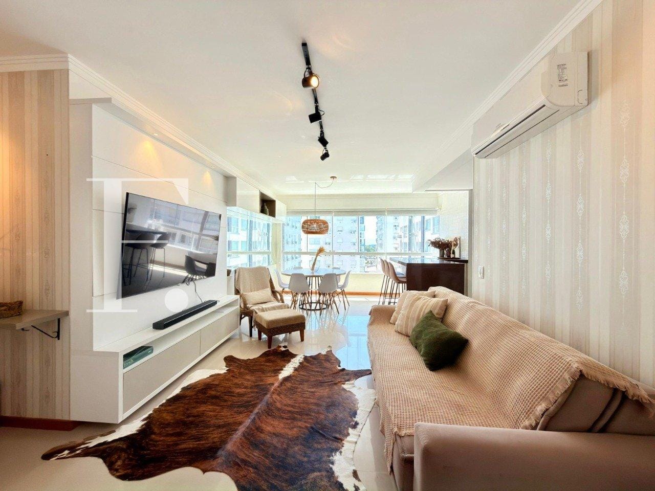 Apartamento com 91m², 3 dormitórios, 1 suíte, 1 vaga, Ilha de Malta em Capão da Canoa