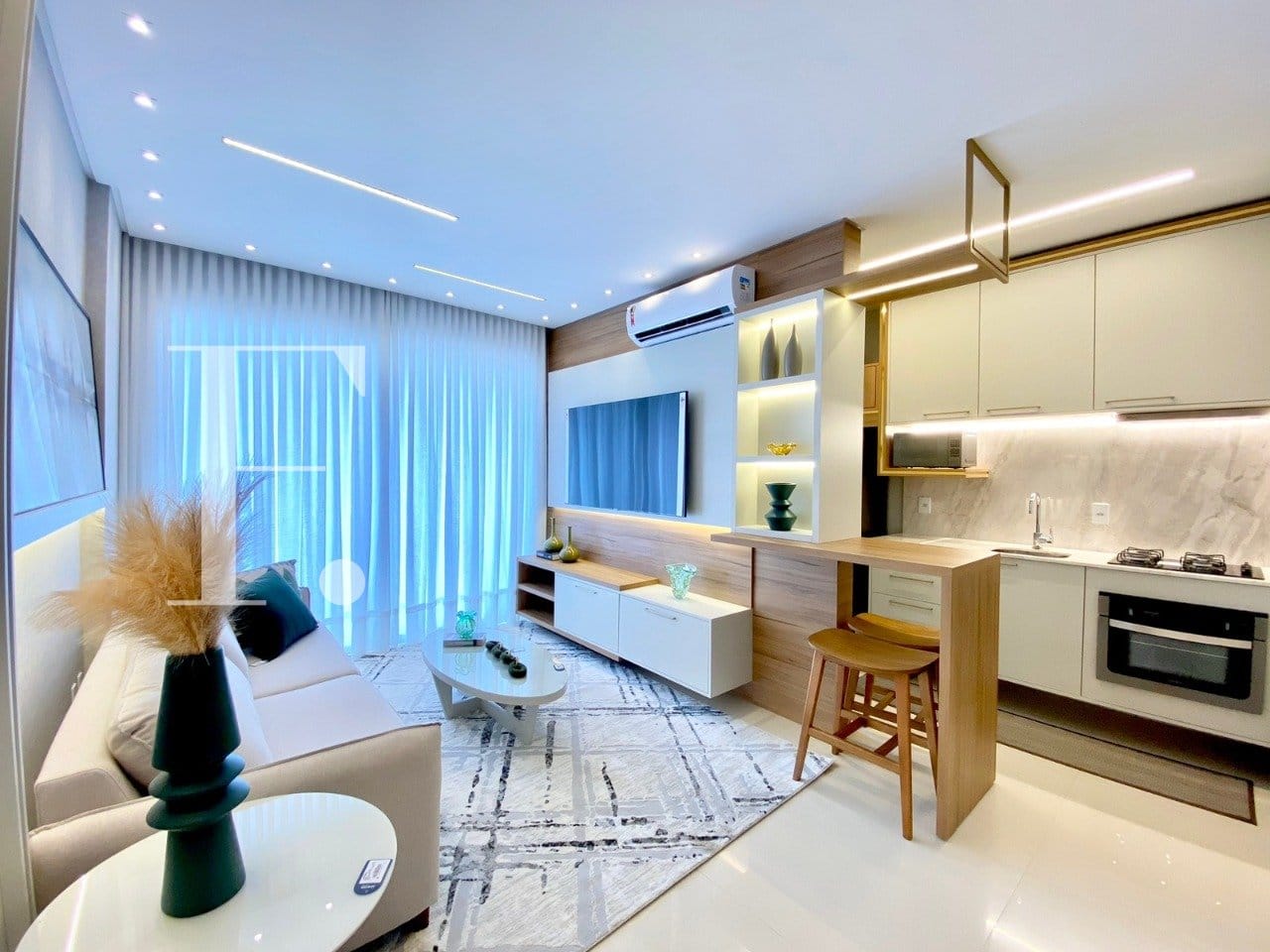 Apartamento com 65m², 2 dormitórios, 1 suíte, 1 vaga, Absoluto Palace em Capão da Canoa