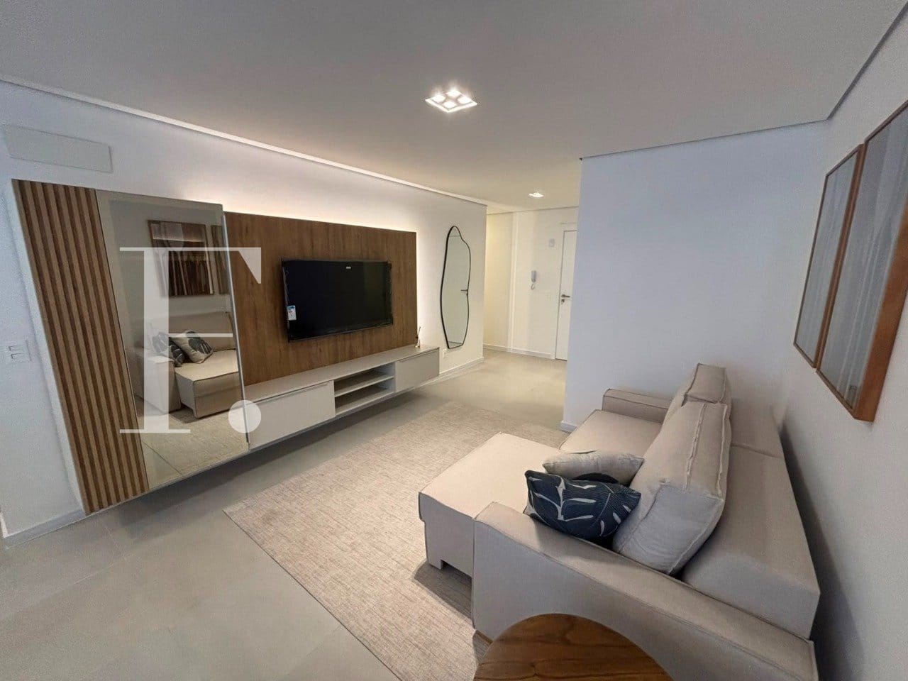 Apartamento com 102m², 2 dormitórios, 2 suítes, 1 vaga, Del Paine em Capão da Canoa