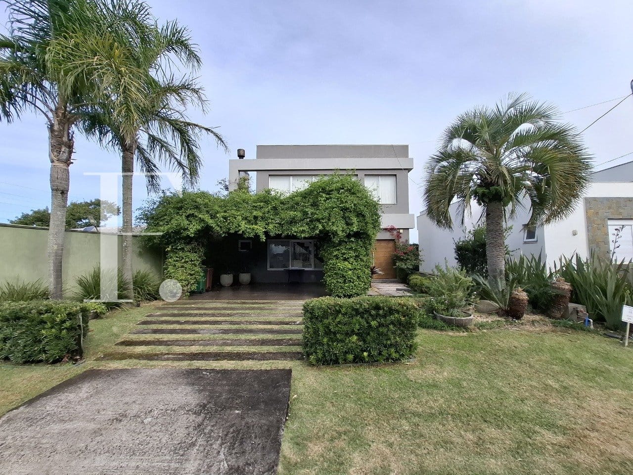 Casa Condomínio com 192m², 4 dormitórios, 3 suítes, 2 vagas, Las Palmas em Xangri-Lá