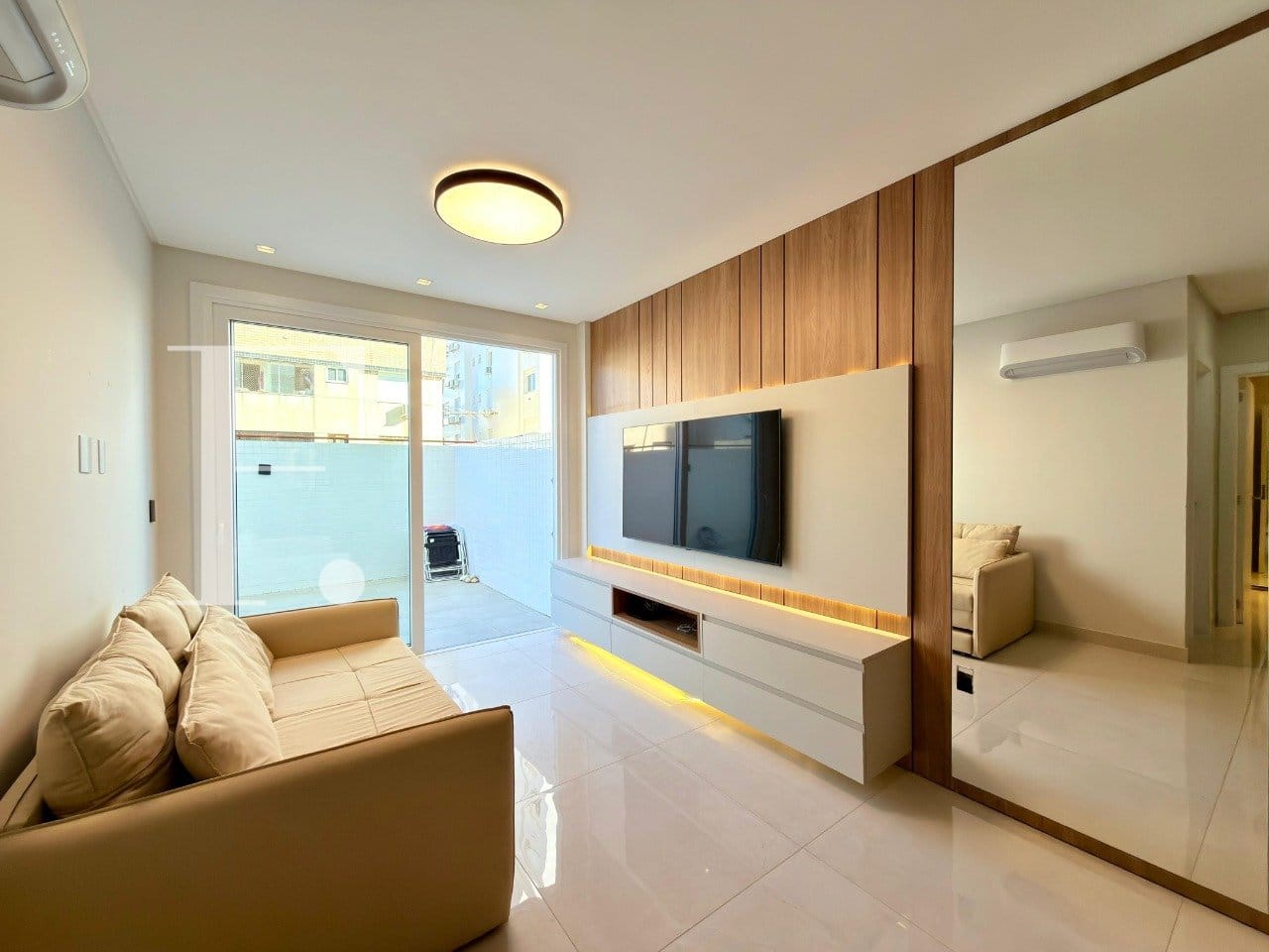 Apartamento com 100m², 2 dormitórios, 1 suíte, 1 vaga, Edifício Premium em Capão da Canoa