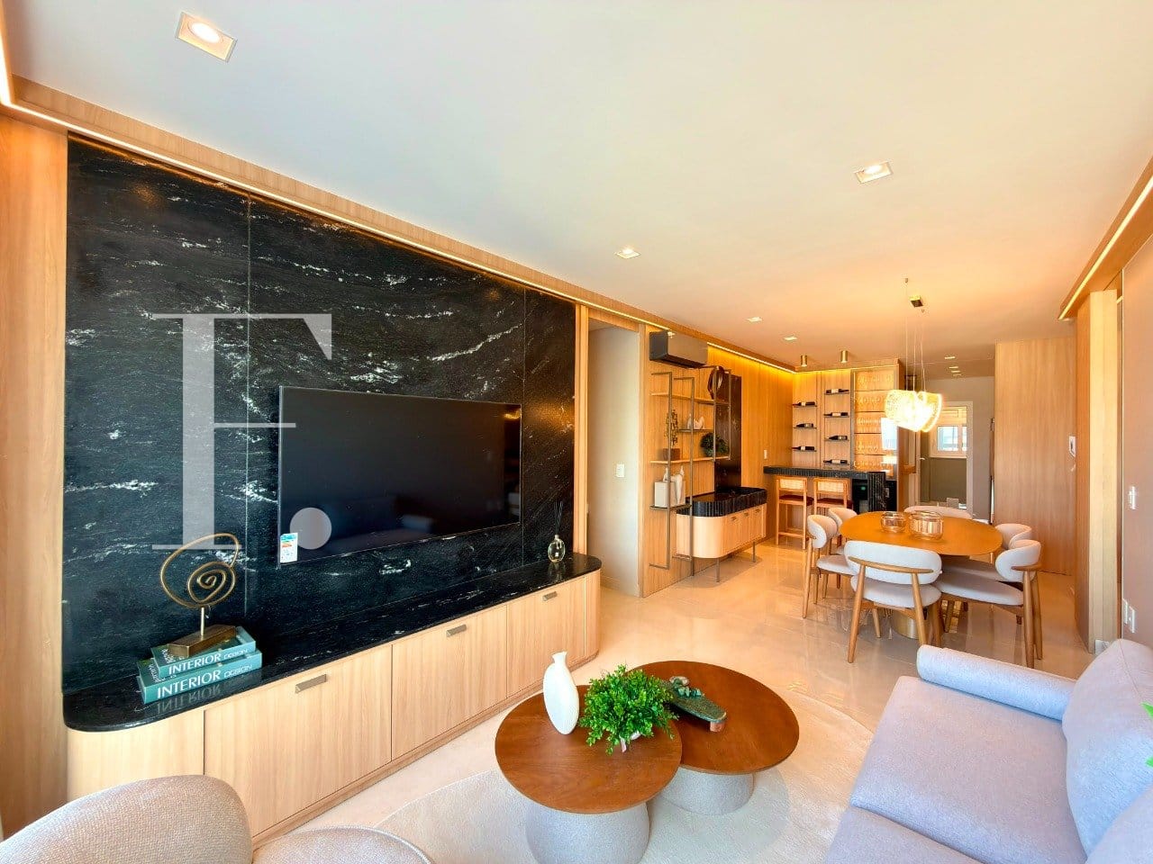 Apartamento com 72m², 2 dormitórios, 1 suíte, 2 vagas, Edifício Premium em Capão da Canoa