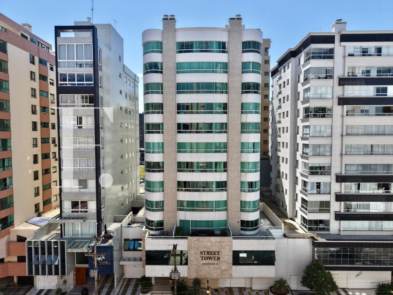 Residencial Street Tower