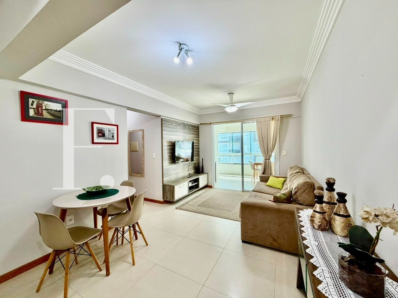 Apartamento com 109m², 2 dormitórios, 1 suíte, 1 vaga, Edifício Ohana em Capão da Canoa