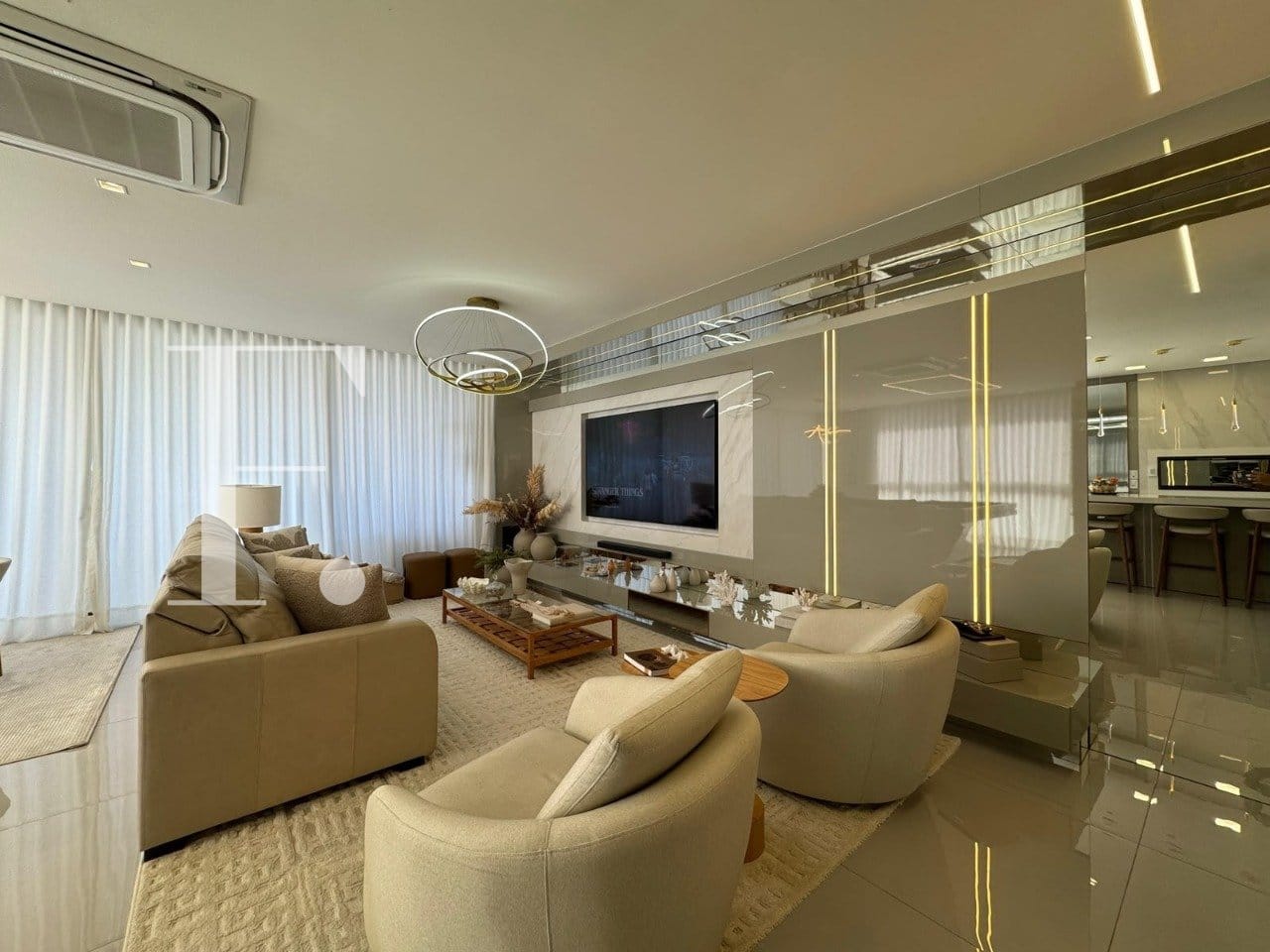 Apartamento com 140m², 3 dormitórios, 1 suíte, 2 vagas, Mirage em Capão da Canoa
