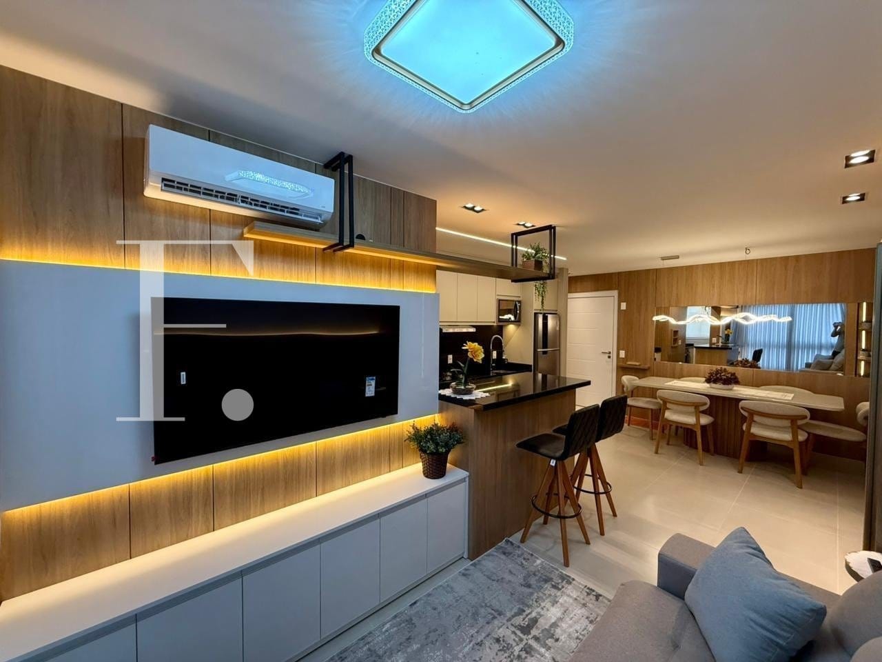 Apartamento com 68m², 2 dormitórios, 2 suítes, 1 vaga, Del Paine em Capão da Canoa