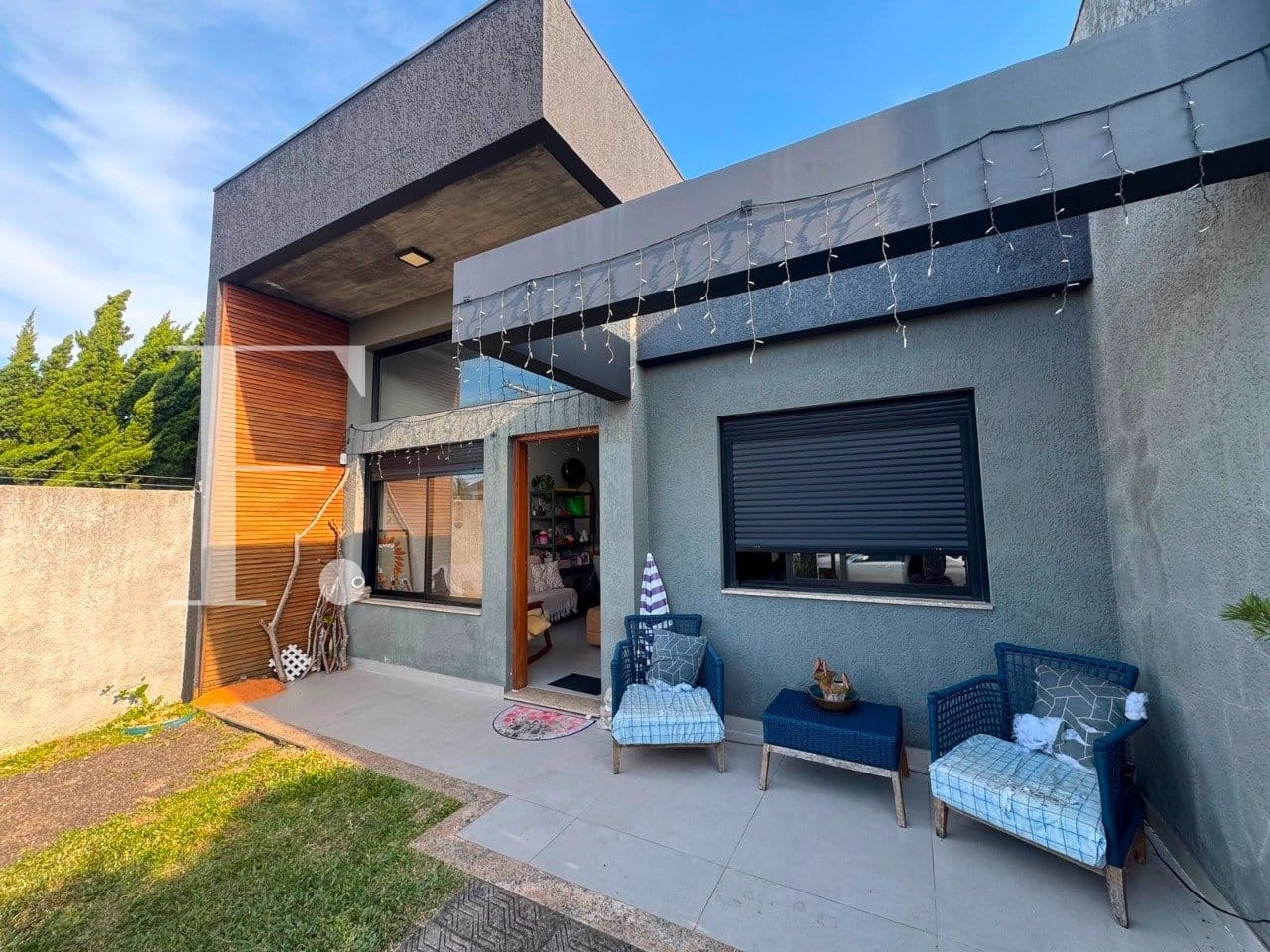 Casa com 84m², 2 dormitórios, 1 suíte, 2 vagas, no bairro Noiva do Mar em Xangri-Lá