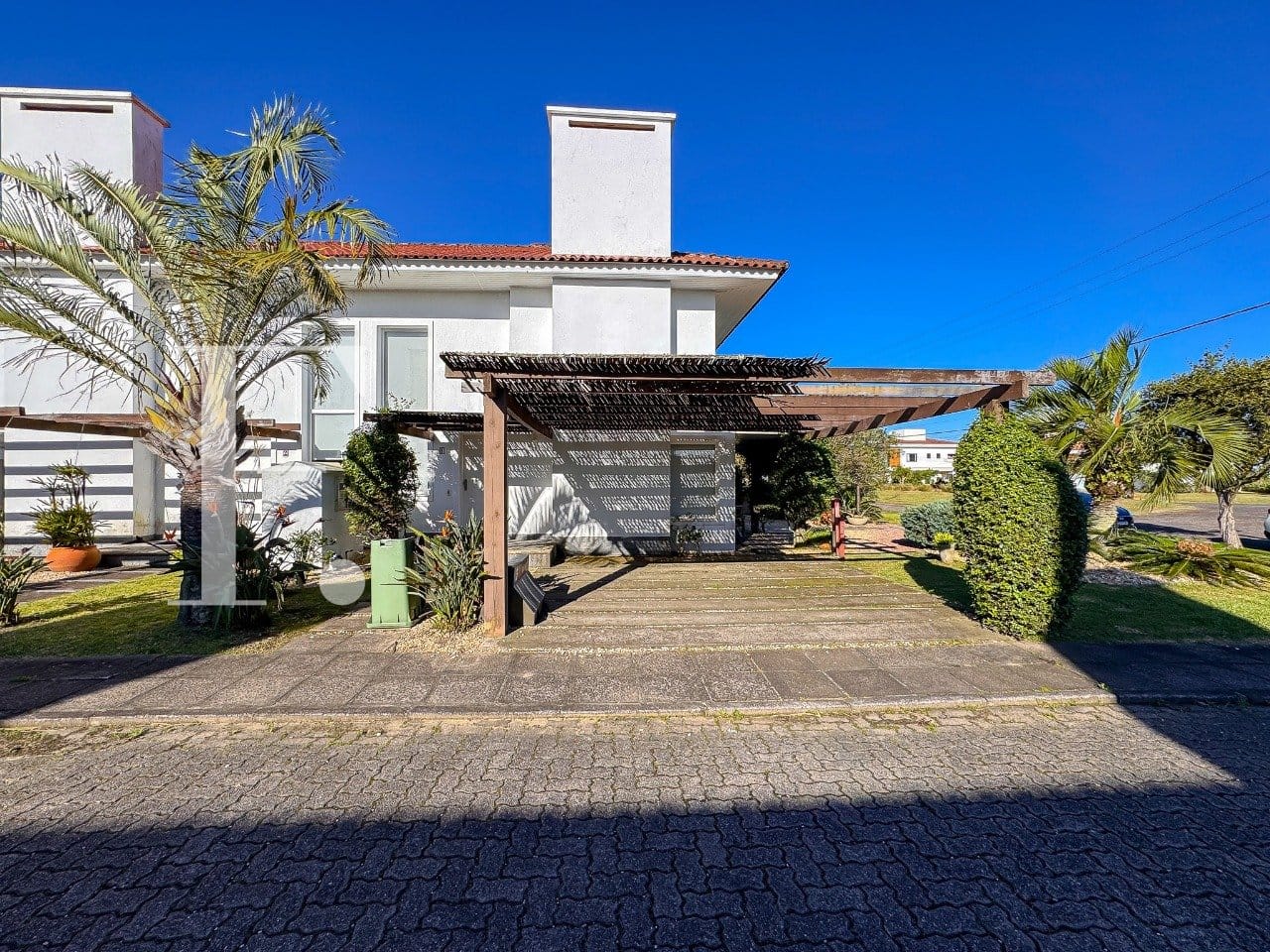 Sobrado com 150m², 3 dormitórios, 3 suítes, 2 vagas, Green Village Golf Club em Xangri-Lá