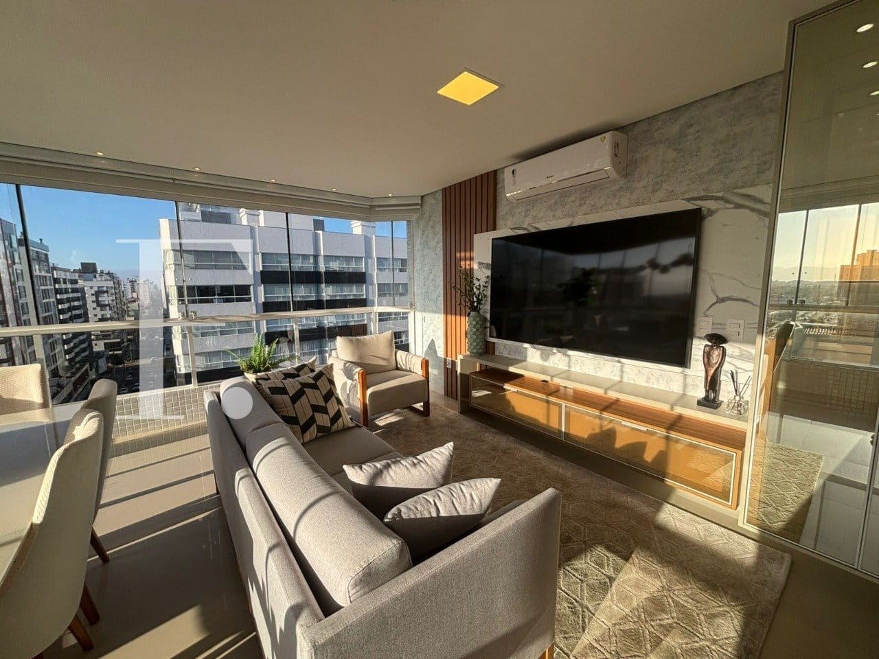 Apartamento com 95m², 3 dormitórios, 1 suíte, 1 vaga, Ângelo Residence em Capão da Canoa