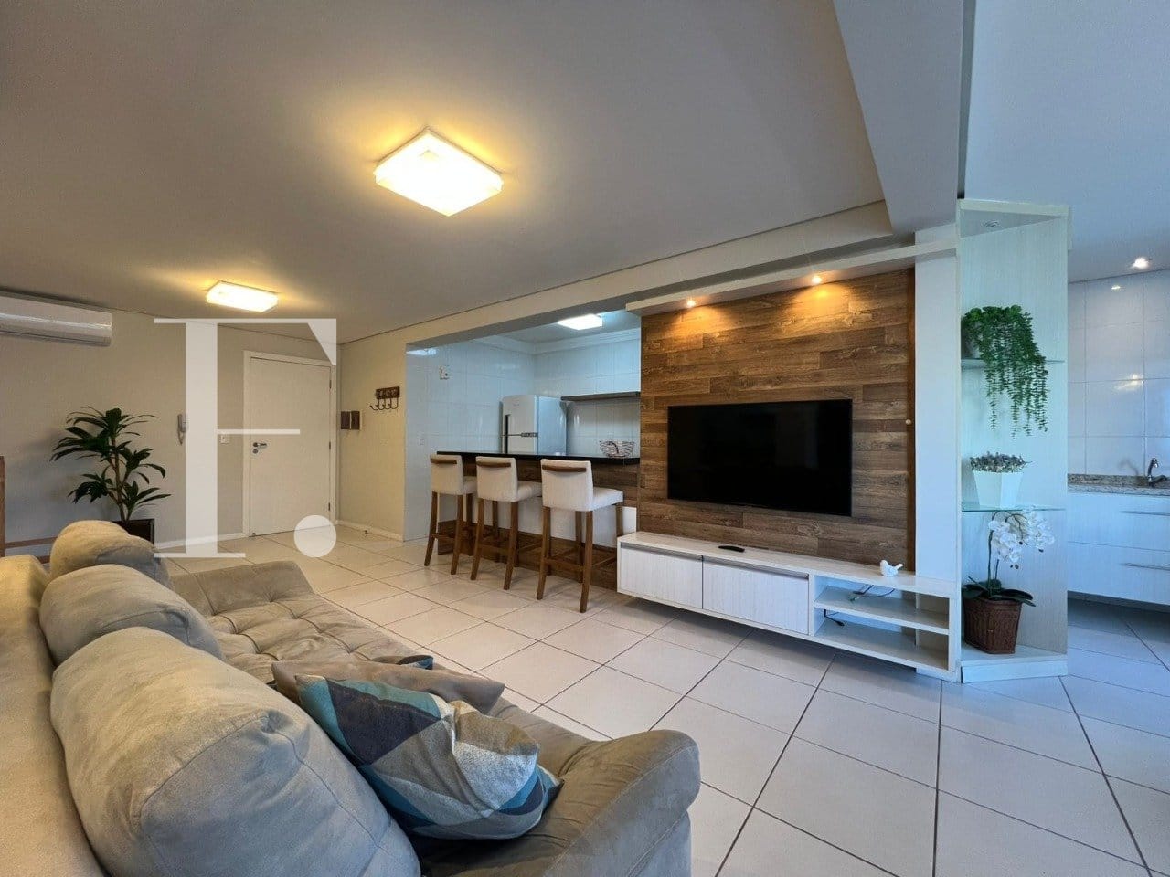 Apartamento com 103m², 2 dormitórios, 1 suíte, 1 vaga, Residencial João Santos em Capão da Canoa