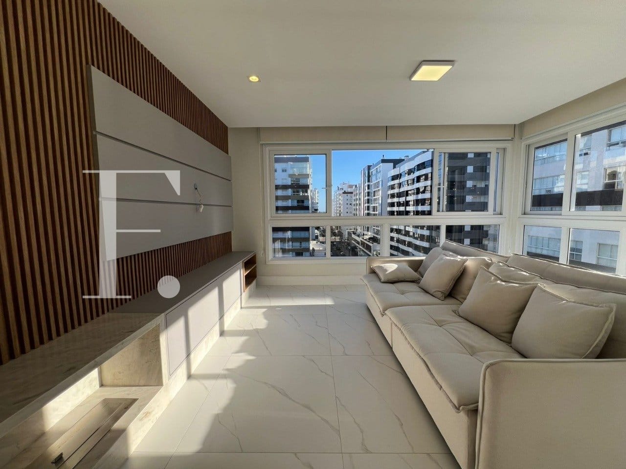 Apartamento com 105m², 3 dormitórios, 3 suítes, 2 vagas, Portillo em Capão da Canoa