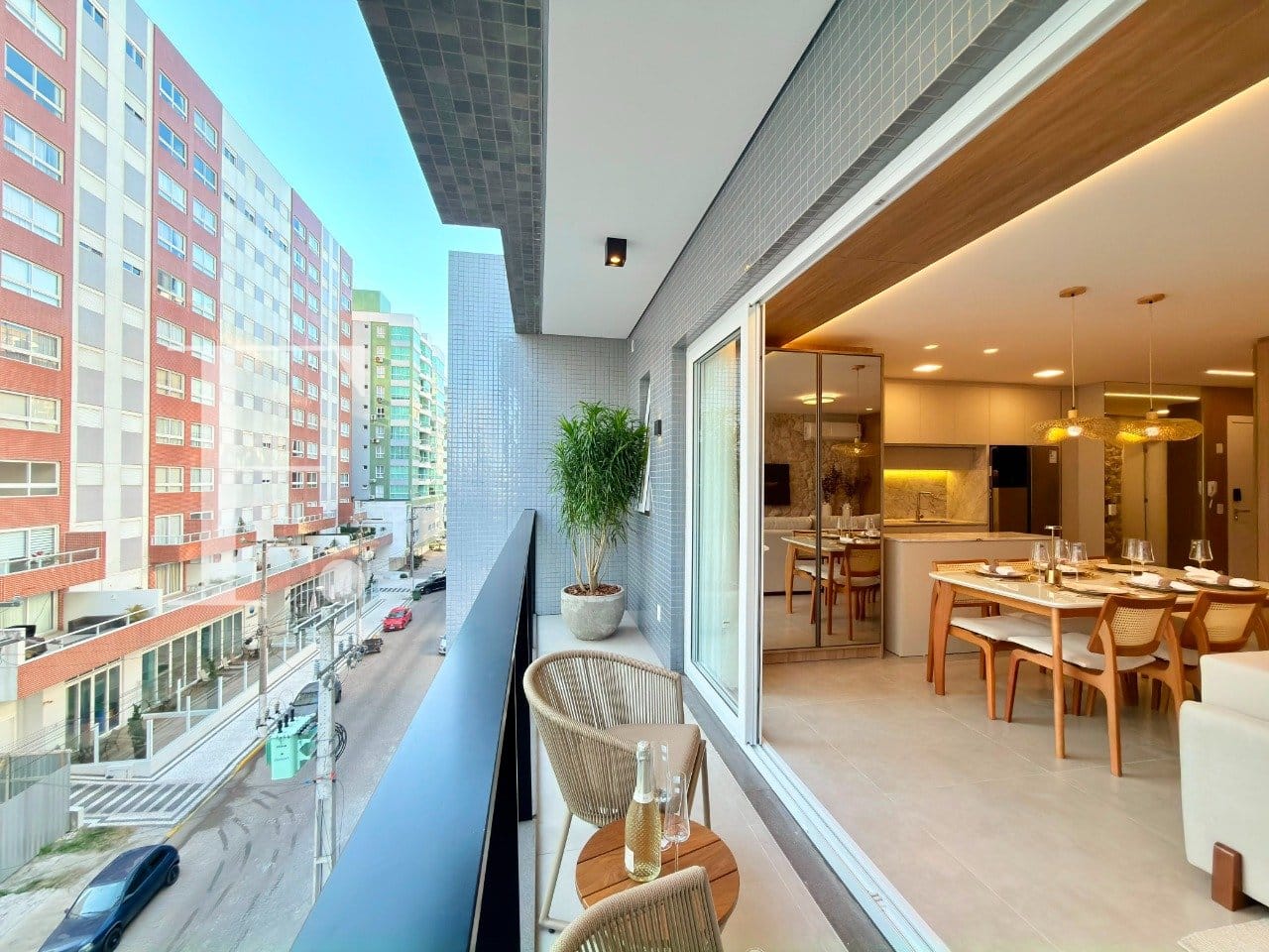 Apartamento com 90m², 2 dormitórios, 1 suíte, 1 vaga, One Residence em Capão da Canoa