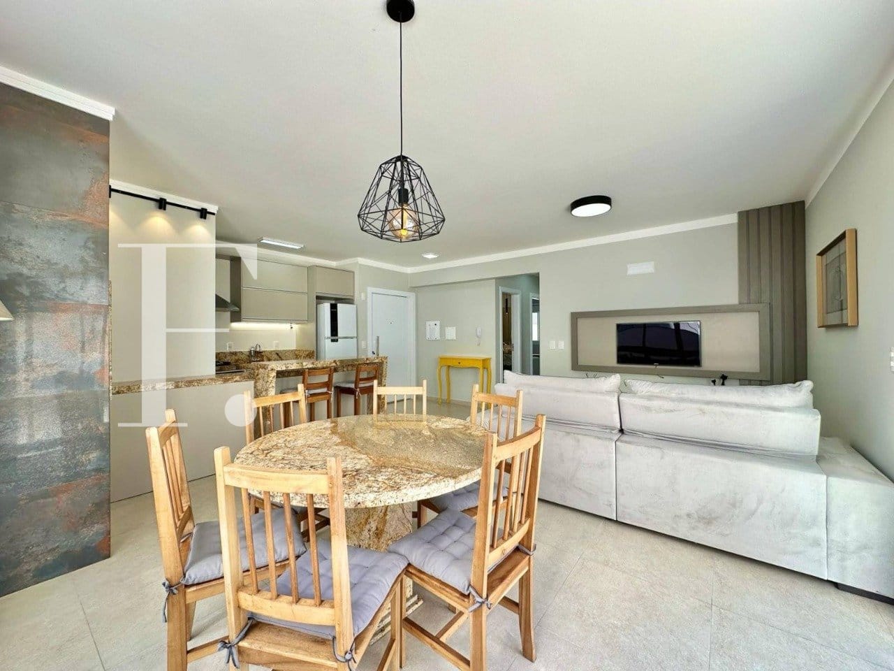 Apartamento com 150m², 2 dormitórios, 2 suítes, 1 vaga, La Rambla em Capão da Canoa
