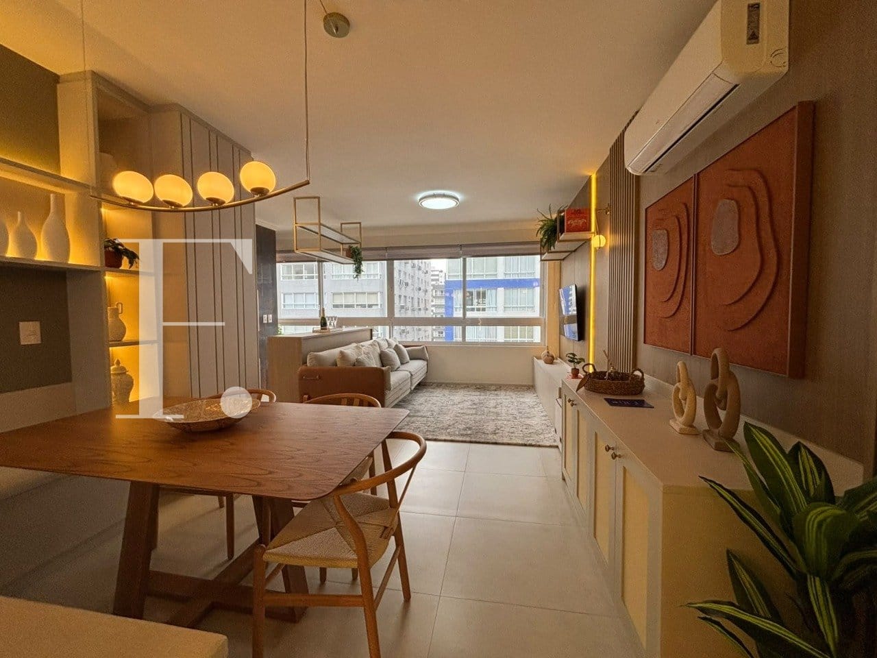 Apartamento com 86m², 3 dormitórios, 1 suíte, 2 vagas, La Rambla em Capão da Canoa