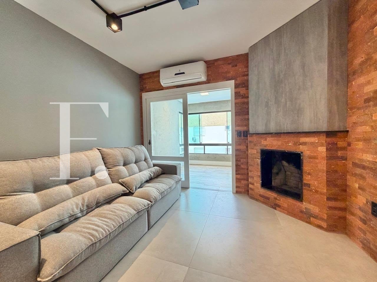 Apartamento com 81m², 2 dormitórios, 1 suíte, 1 vaga, Residencial N1 em Capão da Canoa