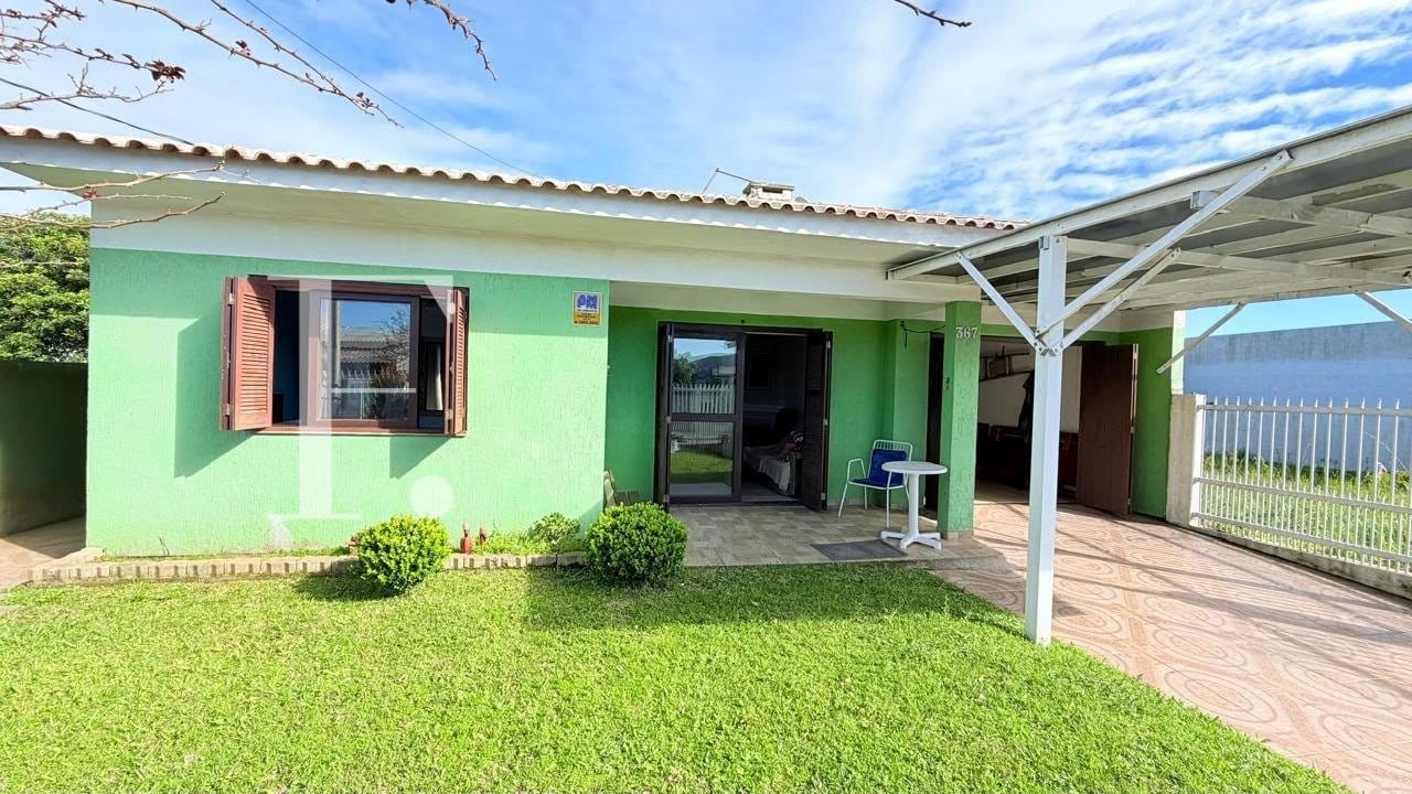 Casa com 120m², 3 dormitórios, 1 suíte, 1 vaga, no bairro Rainha do Mar em Xangri-Lá