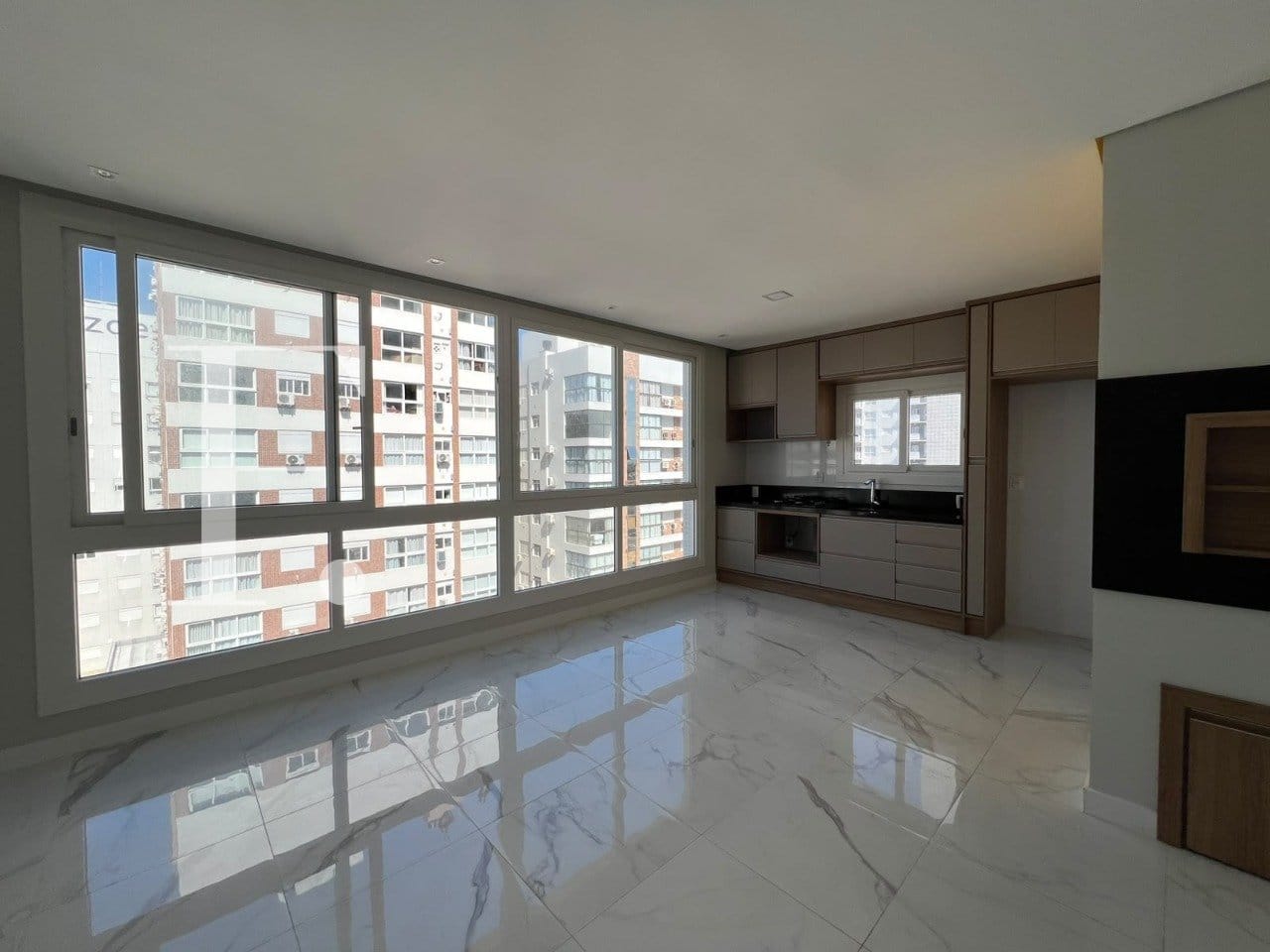 Apartamento com 75m², 2 dormitórios, 1 suíte, 1 vaga, Sunset Residence em Capão da Canoa