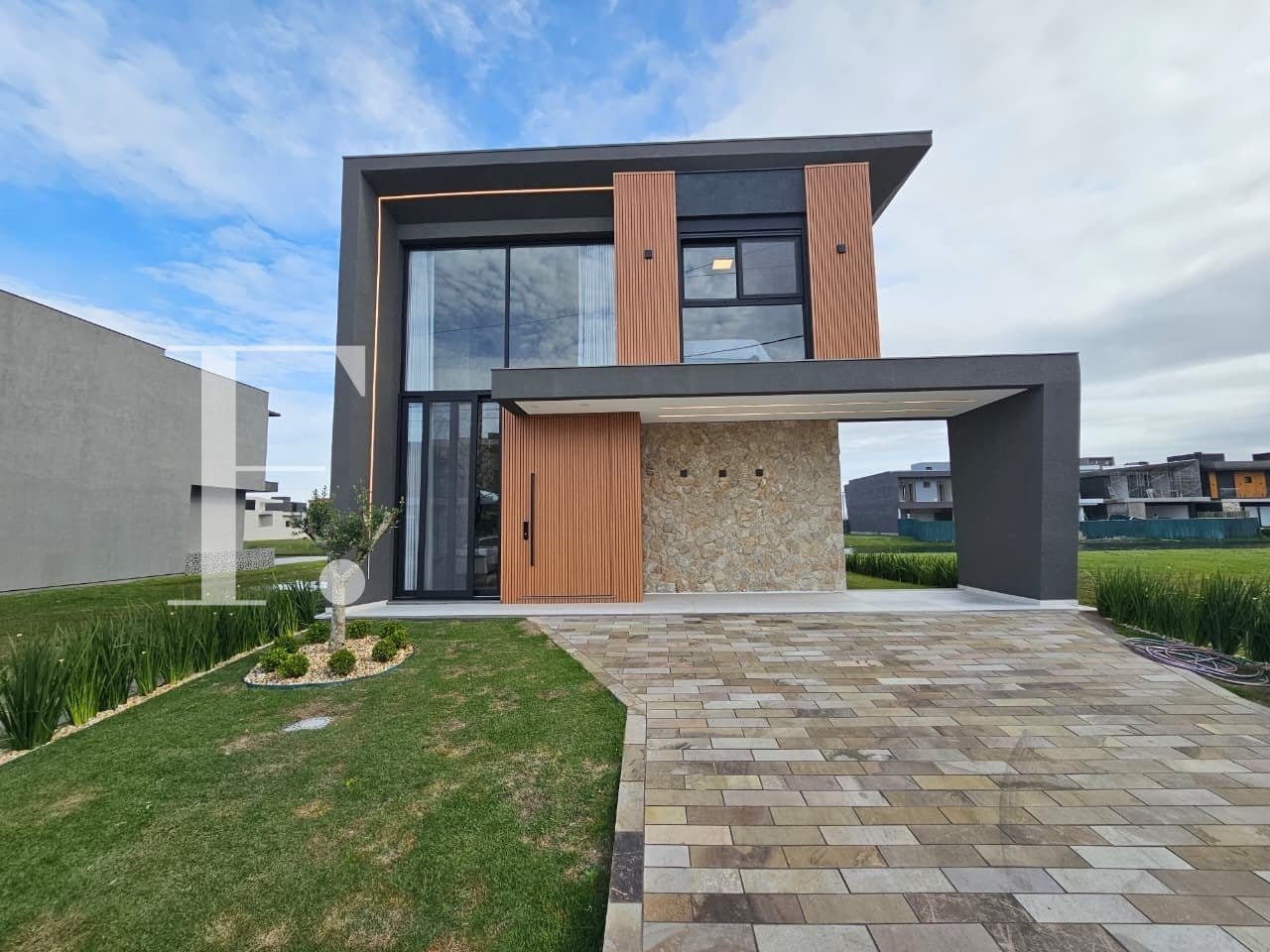 Sobrado com 204m², 4 dormitórios, 4 suítes, 2 vagas, Zen Concept Resort em Xangri-Lá