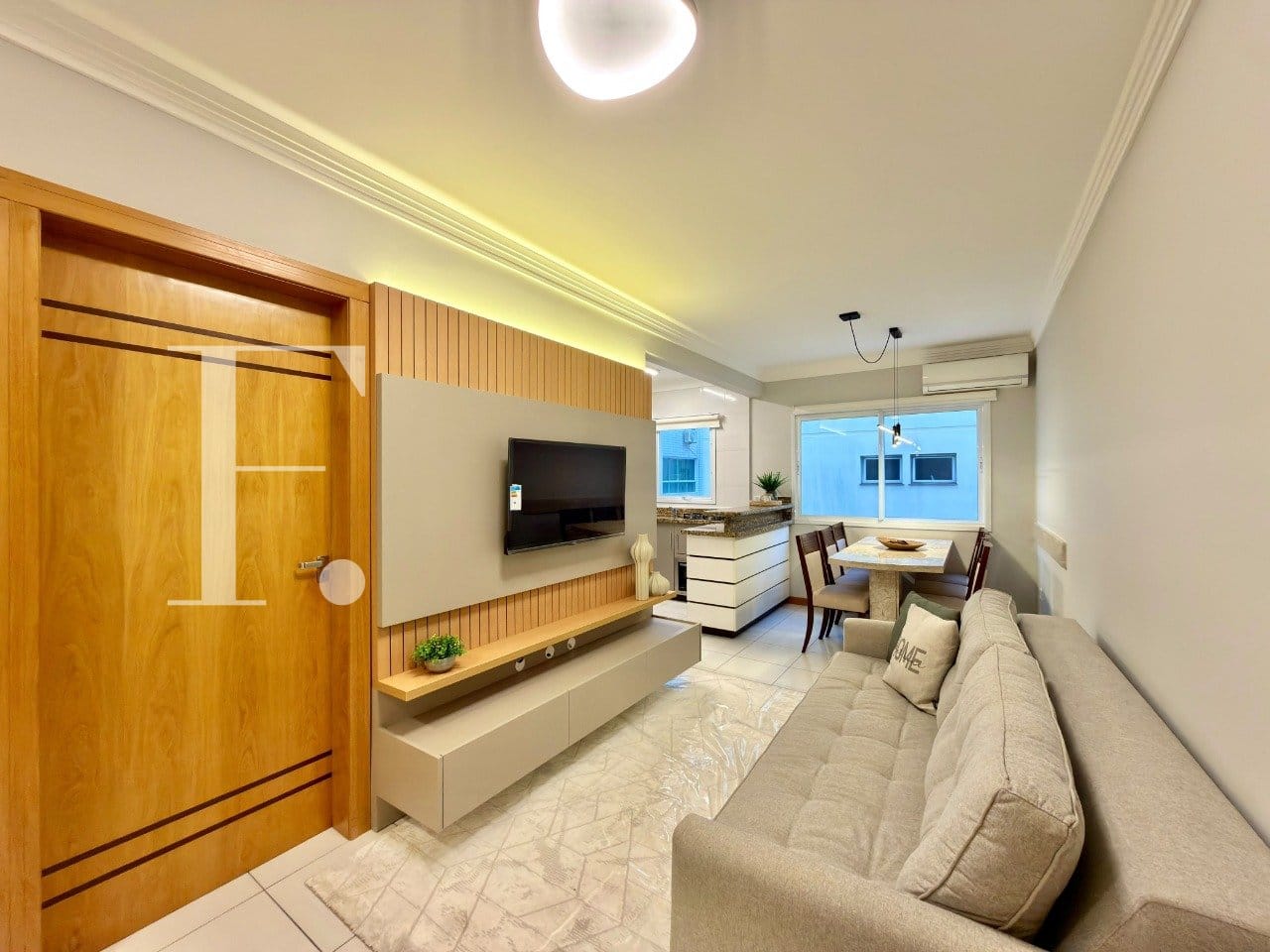Apartamento com 60m², 2 dormitórios, 1 suíte, 1 vaga, Spazzio Nobre em Capão da Canoa