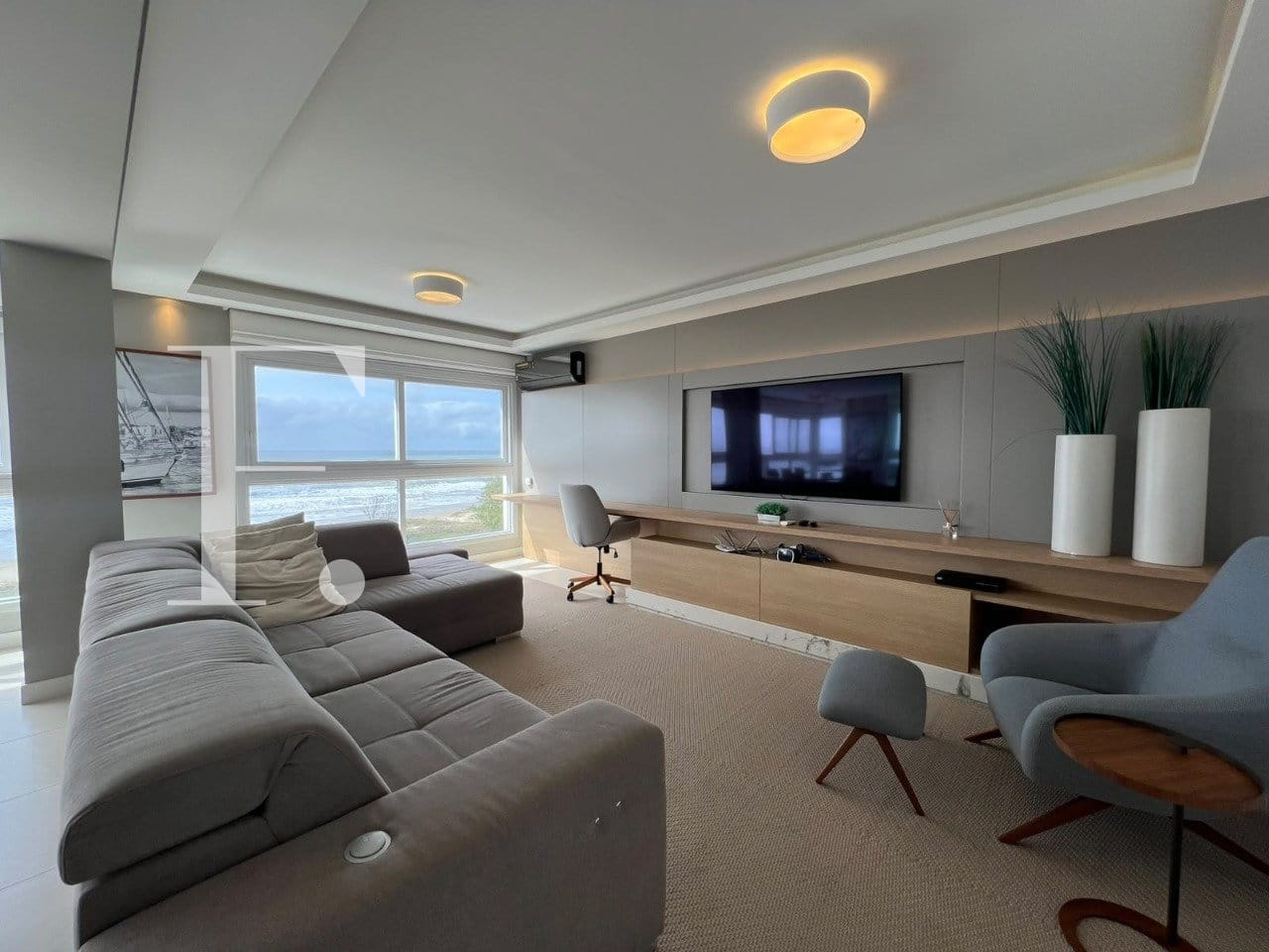 Apartamento com 160m², 4 dormitórios, 2 suítes, 2 vagas, Oceano em Capão da Canoa