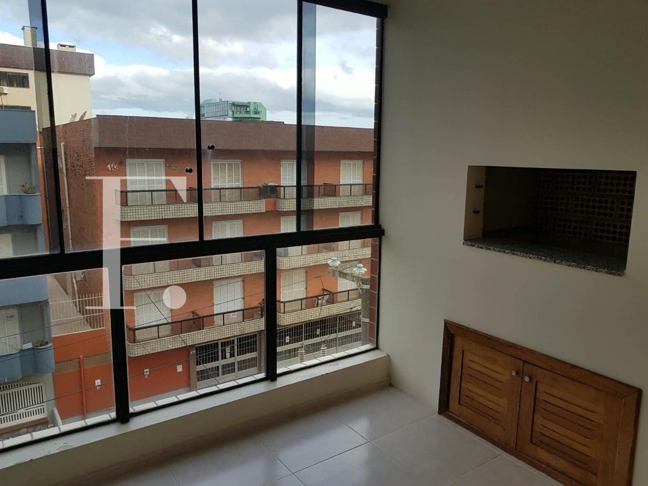 Apartamento com 73m², 2 dormitórios, 1 suíte, 1 vaga, Célio Marques Fernandes em Capão da Canoa