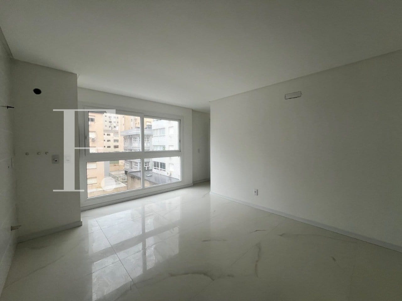 Apartamento com 34m², 1 dormitório, 1 vaga, Port Vell em Capão da Canoa