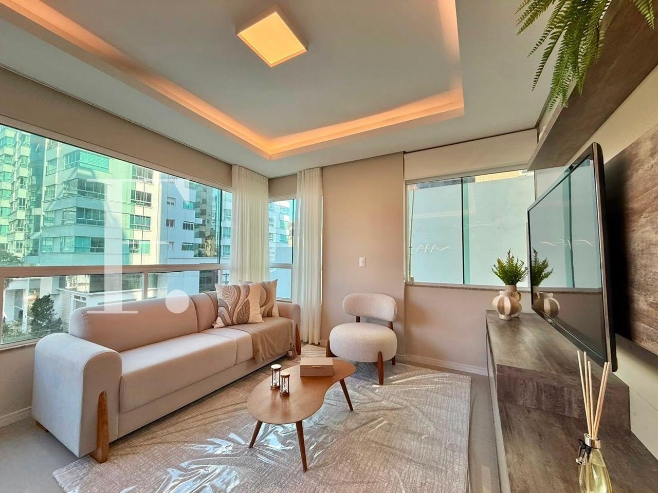 Apartamento com 72m², 2 dormitórios, 1 suíte, 1 vaga, Elase em Capão da Canoa