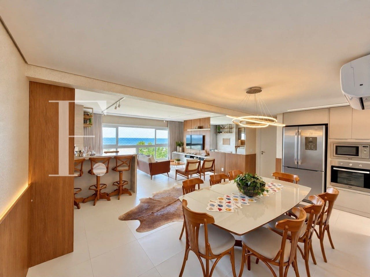 Apartamento com 129m², 4 dormitórios, 4 suítes, 2 vagas, Oceano em Capão da Canoa