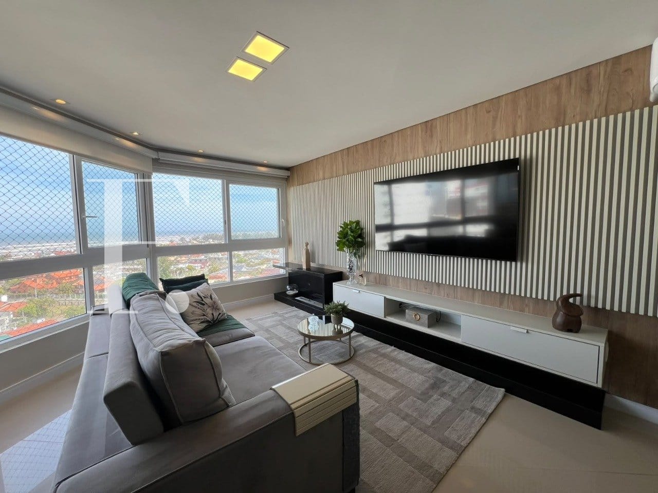 Apartamento com 109m², 4 dormitórios, 4 suítes, 2 vagas, Paris Club Residence em Capão da Canoa