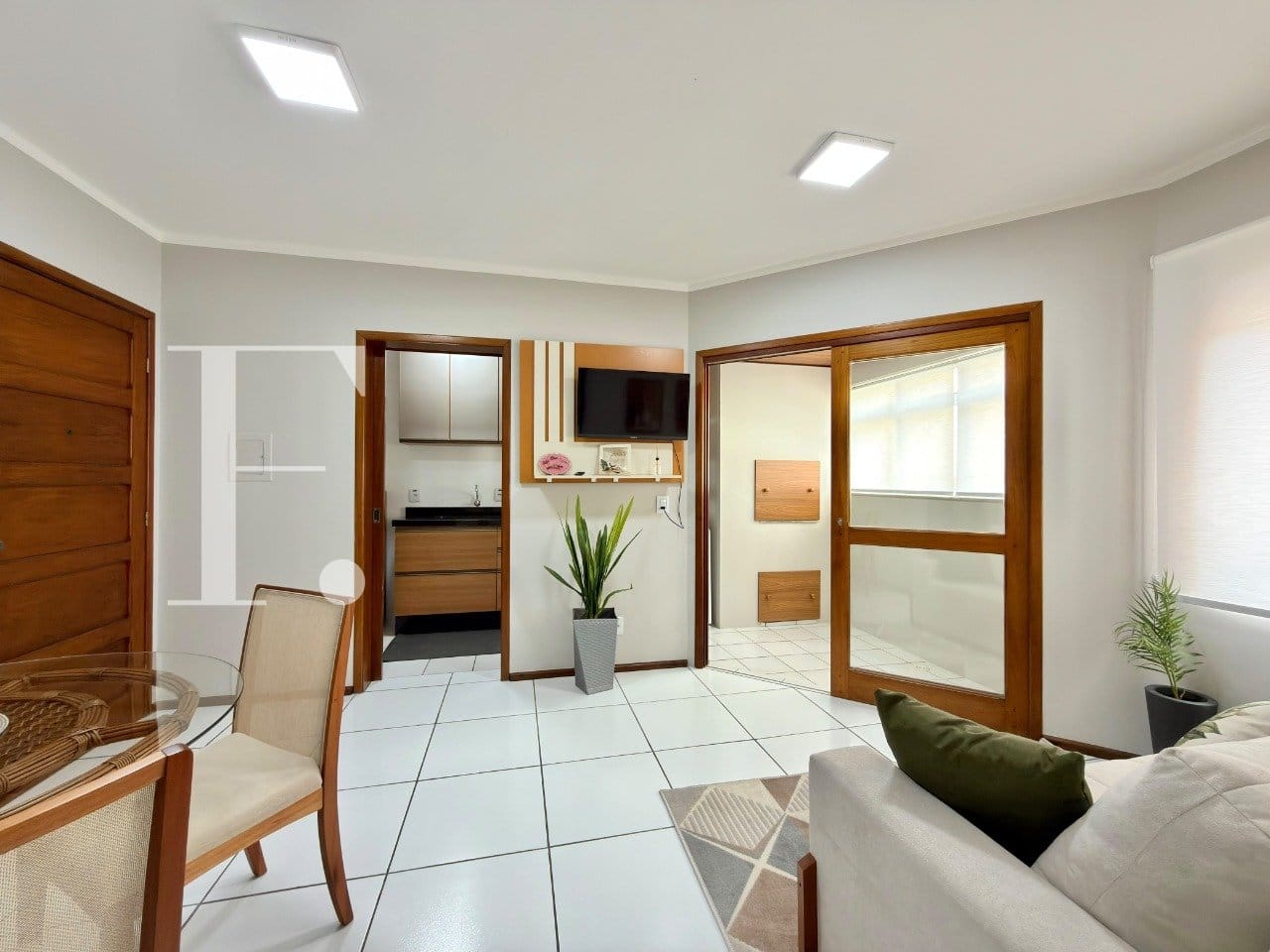 Apartamento com 43m², 1 dormitório, 1 vaga, Edifício Michele em Capão da Canoa