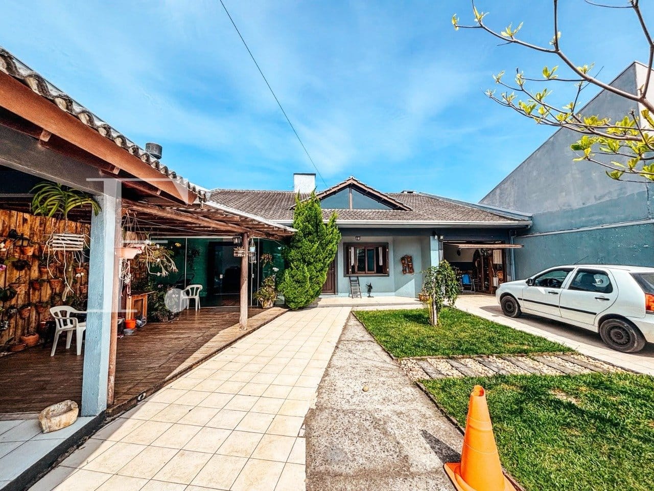 Casa com 132m², 3 dormitórios, 1 suíte, no bairro Centro em Xangri-Lá