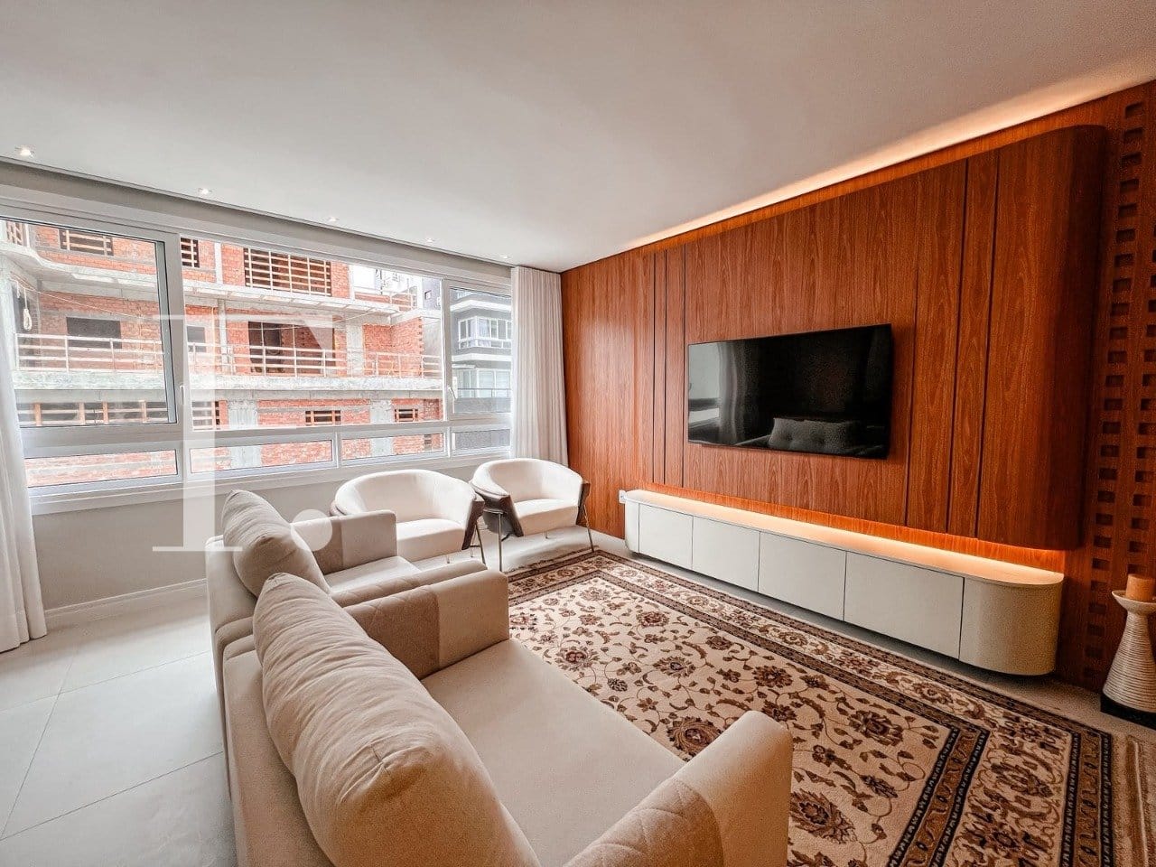 Apartamento com 85m², 2 dormitórios, 1 suíte, 1 vaga, Everest Tower em Capão da Canoa