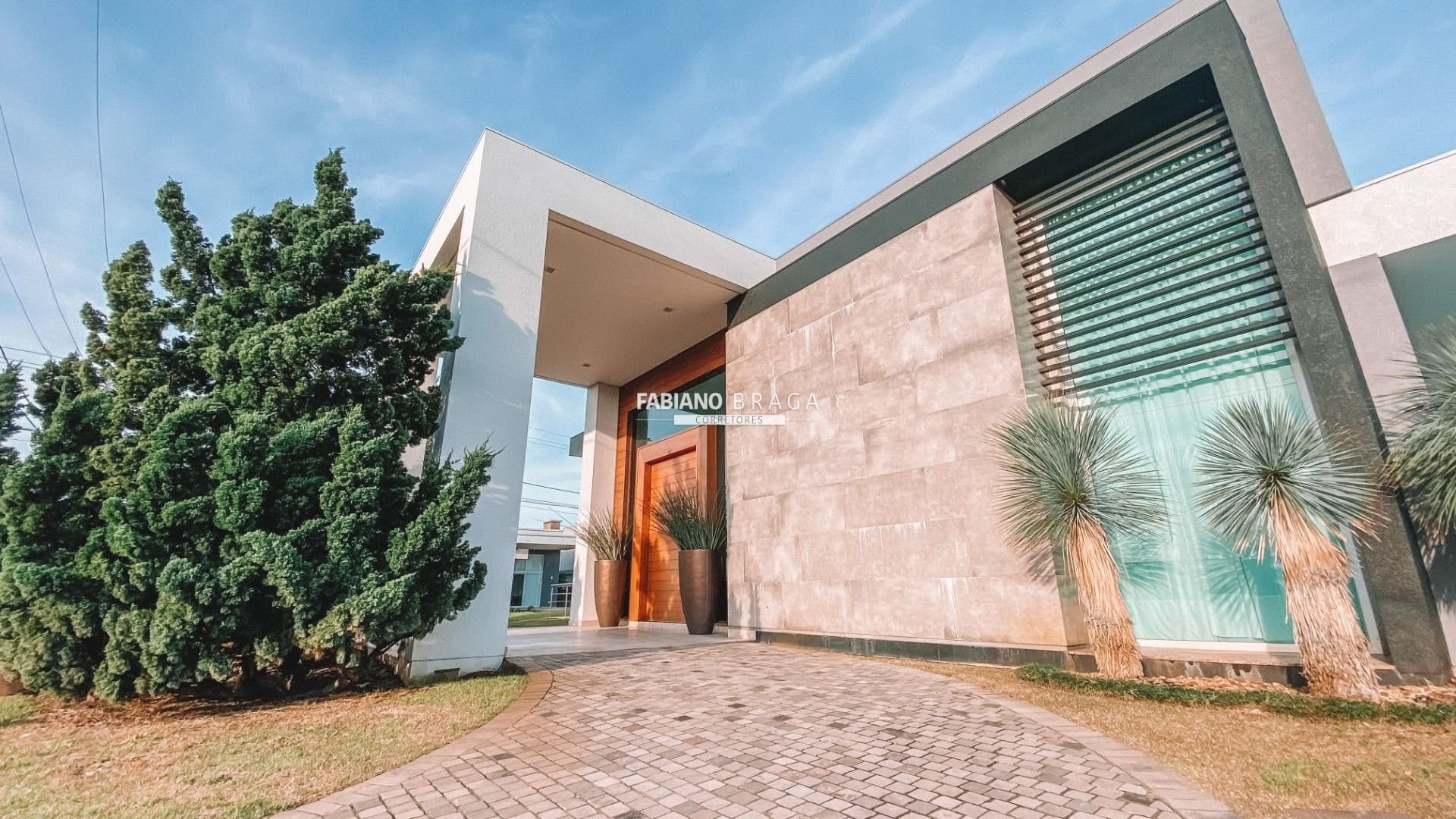 Casa Condomínio com 359m², 4 dormitórios, 4 suítes, 2 vagas, Enseada Lagos em Xangri-Lá