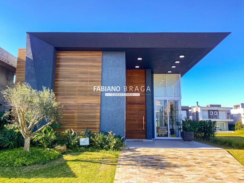 Casa Condomínio com 196m², 4 dormitórios, 4 suítes, Capão Ilhas Resort em Capão da Canoa