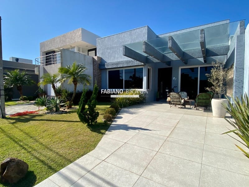 Casa Condomínio com 145m², 4 dormitórios, 4 suítes, 3 vagas, Las Palmas em Xangri-Lá