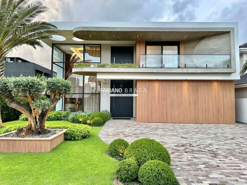 Sobrado com 596m², 5 dormitórios, 5 suítes, 2 vagas, Velas da Marina em Capão da Canoa