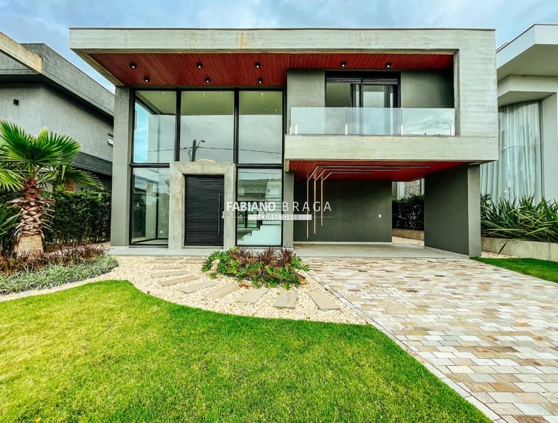 Sobrado com 328m², 6 dormitórios, 6 suítes, 3 vagas, Bosques de Atlântida em Xangri-Lá