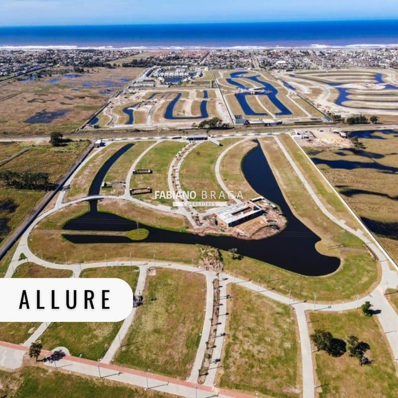 Terreno em Condomínio com 252m², Allure Beach Condo em Xangri-Lá