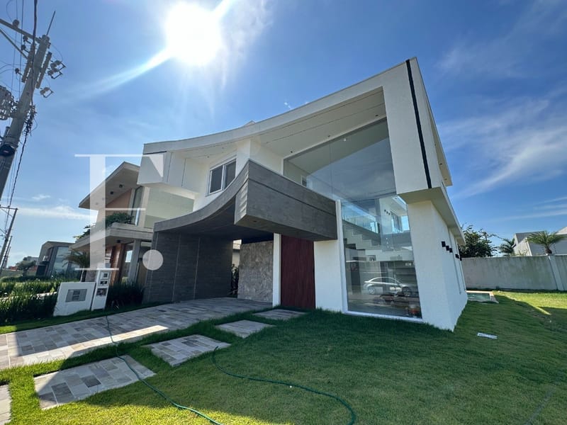 Sobrado com 240m², 4 dormitórios, 4 suítes, 2 vagas, Amare Home Resort em Xangri-Lá