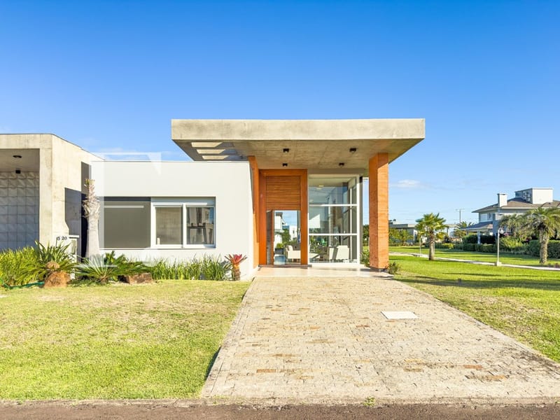 Casa Condomínio com 212m², 4 dormitórios, 4 suítes, 2 vagas, Riviera em Xangri-Lá
