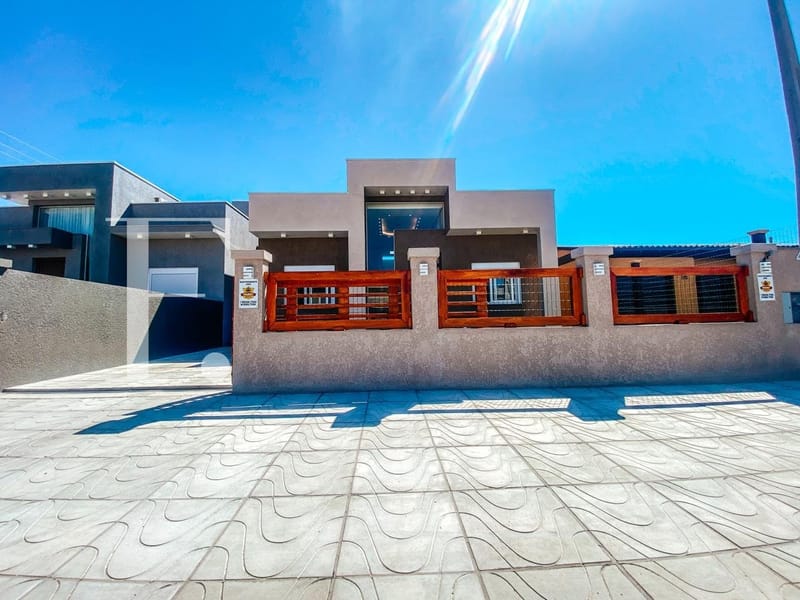 Casa com 125m², 3 dormitórios, 1 suíte, 1 vaga, no bairro Noiva do Mar em Xangri-Lá
