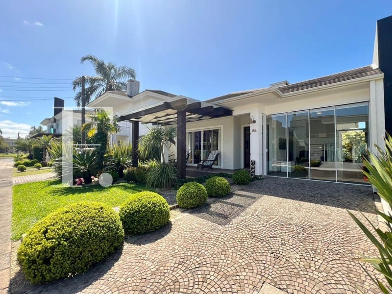 Casa Condomínio com 152m², 3 dormitórios, 3 suítes, 2 vagas, Condado de Capão em Capão da Canoa
