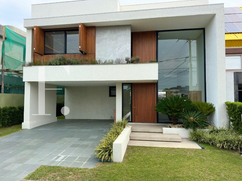Sobrado com 357m², 4 dormitórios, 2 suítes, 2 vagas, Capão Ilhas Resort em Capão da Canoa