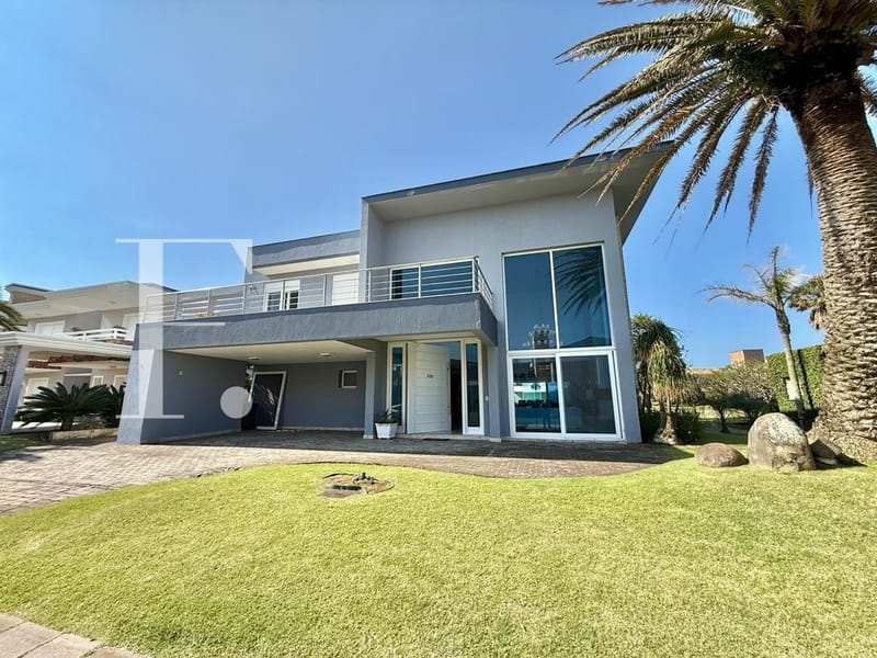 Sobrado com 515m², 5 dormitórios, 5 suítes, 2 vagas, Las Dunas em Xangri-Lá