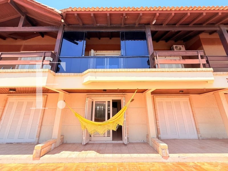 Duplex com 64m², 2 dormitórios, 1 vaga, Residencial Veneza em Xangri-Lá