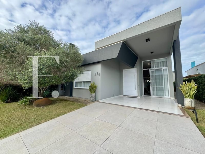 Casa Condomínio com 150m², 3 dormitórios, 3 suítes, 2 vagas, Acqualina em Xangri-Lá