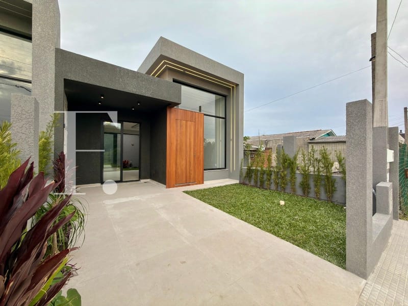 Casa com 92m², 3 dormitórios, 1 suíte, 2 vagas, no bairro Noiva do Mar em Xangri-Lá