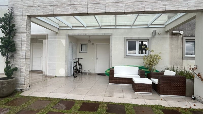 Casa Condomínio com 200m², 3 dormitórios, 1 suíte, 2 vagas, Pateo Marbella em Xangri-Lá