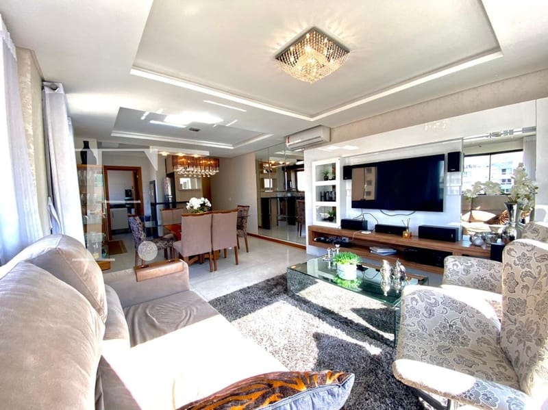 Apartamento com 106m², 3 dormitórios, 1 suíte, 1 vaga, Edifício Requinte em Capão da Canoa